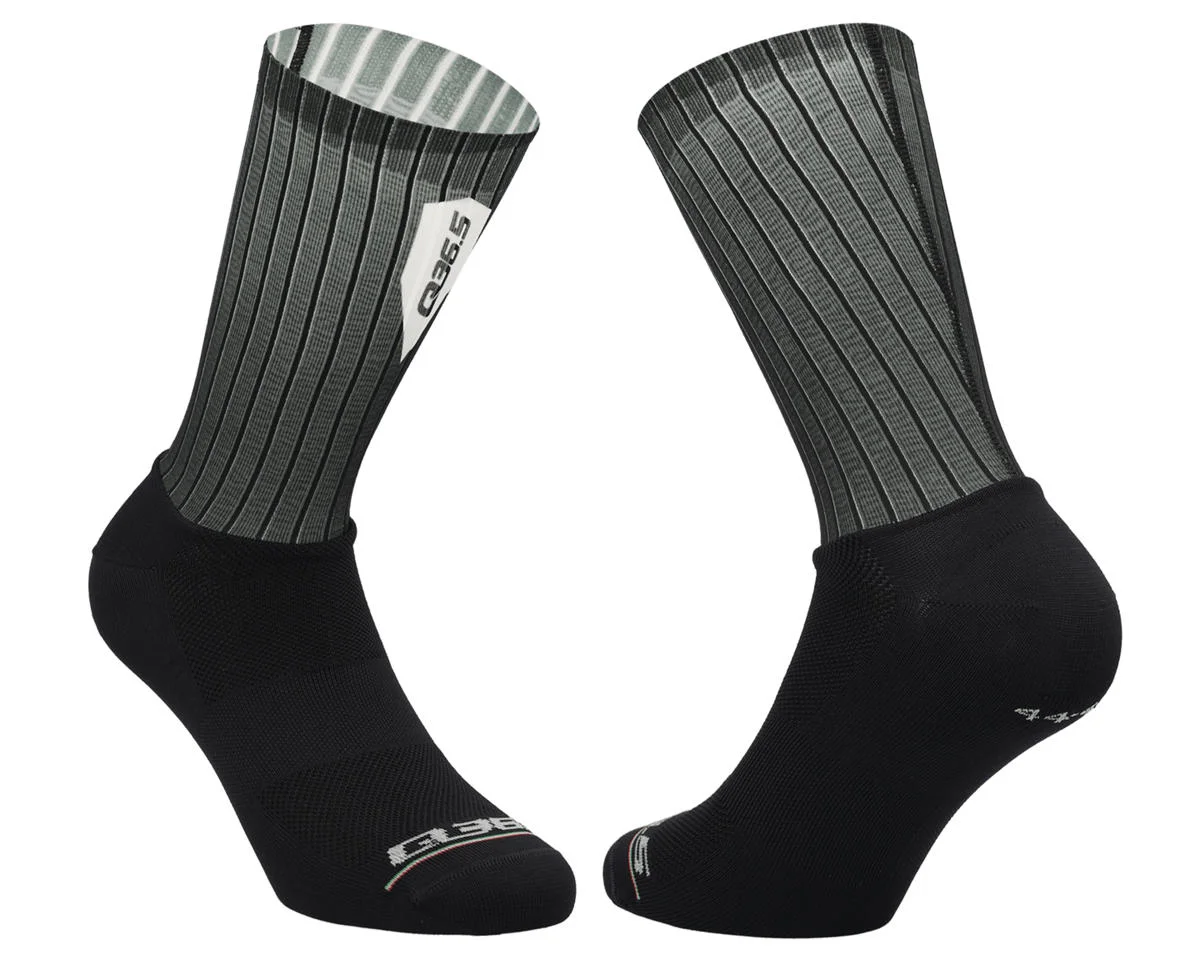 Q36.5 Dottore Aero 19 Socks (Black) (36-39)